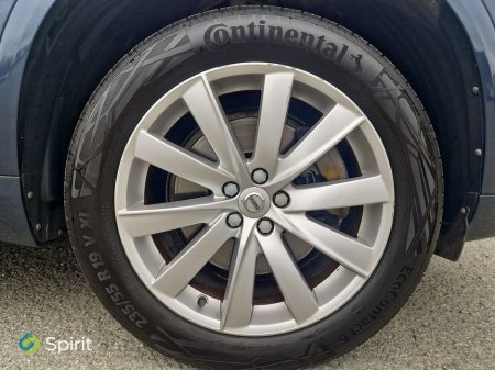 2017 Volvo XC90 - thumbnail 9