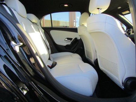 2019 Mercedes-Benz A Class A 180 5DR Auto €24,950 thumbnail