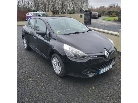 2016 Renault Clio IV EXPRESSION 1.2 PETROL 4DR €8,500