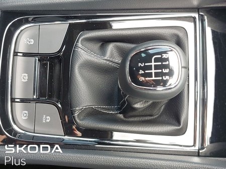 2023 Skoda Karoq SPORT 2.0TDI 115HP €36,950 thumbnail