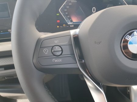 2026 BMW 1 Series - thumbnail 17