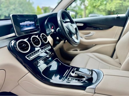 2018 Mercedes-Benz GLC Class - thumbnail 18