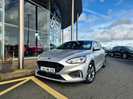 2020 Ford Focus - thumbnail 8