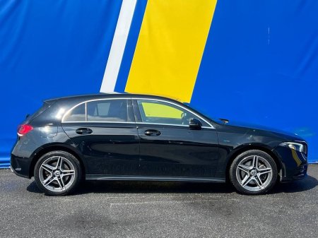 2021 Mercedes-Benz A Class A250e AMG-LINE 1.3 PLUG-IN HYBRID // FULL SERVICE HISTORY // MULTIMEDIA DISPLAY // AMG-LINE SPORT SEATS €21,500