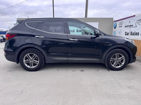 2016 Hyundai Santa Fe - thumbnail 4