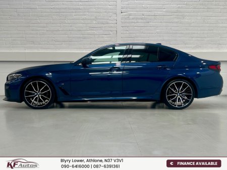 2022 BMW 5 Series - thumbnail 4