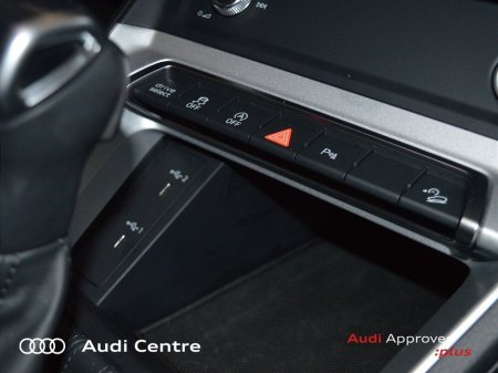 2025 Audi Q3 35 TDI 150 S-T SE €52,499 thumbnail