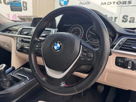 2016 BMW 3 Series - thumbnail 16