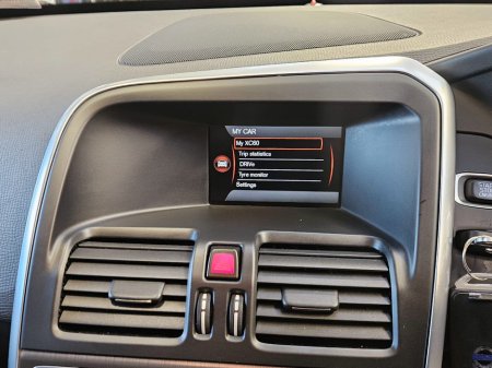 2016 Volvo XC60 D3 (150hp) FWD ES €18,950 thumbnail