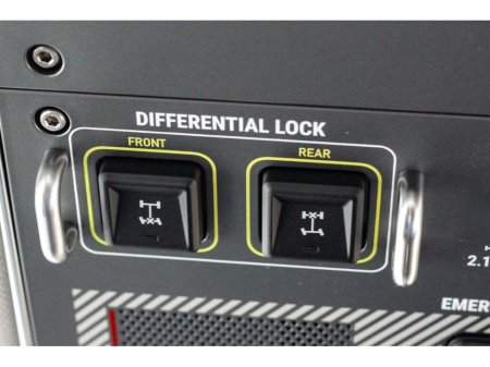 2023 INEOS Grenadier FIELDMASTER 2 SEAT COMMERCIAL thumbnail