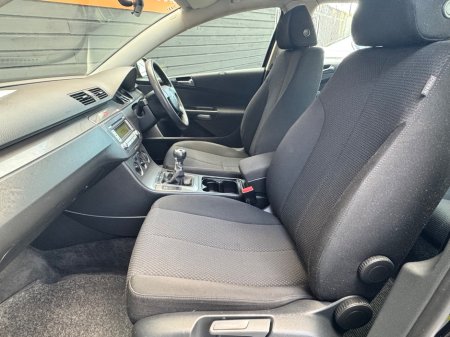 2008 Volkswagen Passat - thumbnail 10