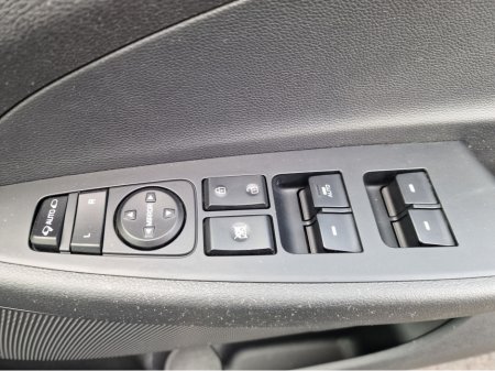 2017 Hyundai Tucson - thumbnail 24