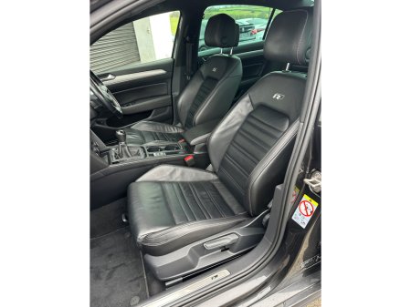 2019 Volkswagen Passat - thumbnail 19