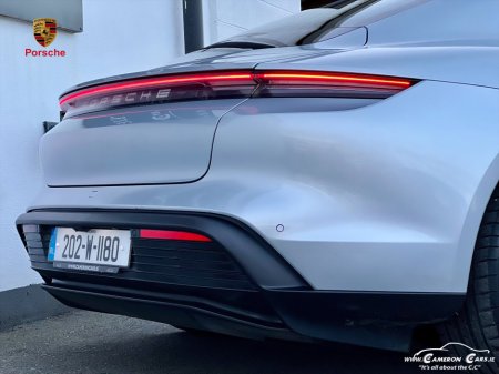 2020 Porsche Taycan TYCAN 4S DOLOMITE SILVER EV MOBILITY €44,950 thumbnail