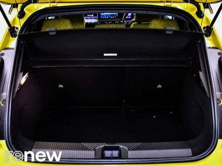 2025 Renault 5 EV40 150hp Iconic €31,900 thumbnail