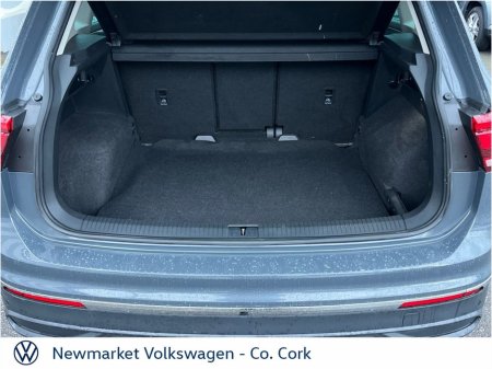 2023 Volkswagen Tiguan - thumbnail 10