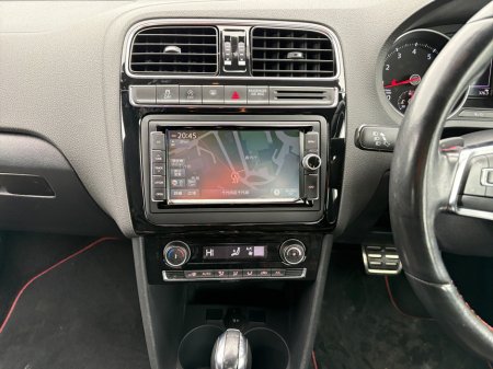 2016 Volkswagen Polo - thumbnail 11