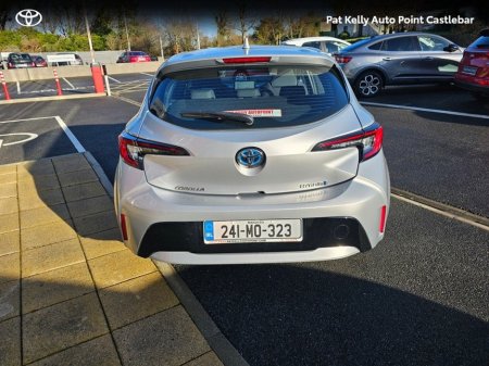 2024 Toyota Corolla COROLLA HYBRID LUNA H/B €29,900 thumbnail