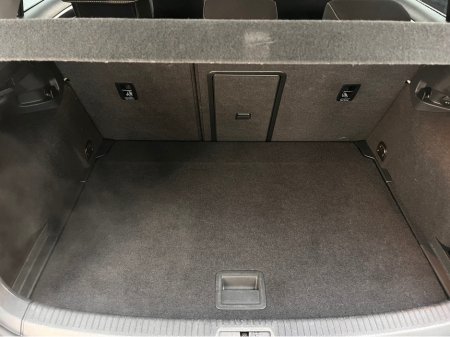 2016 Volkswagen Golf - thumbnail 31