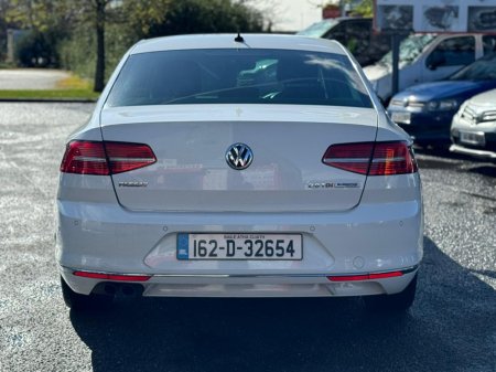 2016 Volkswagen Passat - thumbnail 8