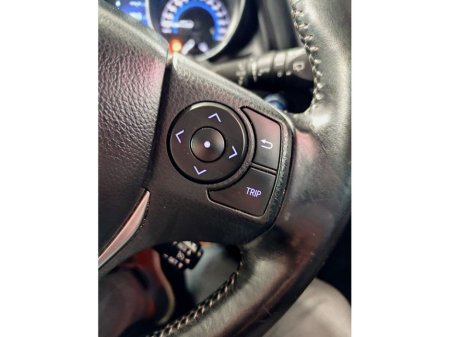 2016 Toyota Auris - thumbnail 17