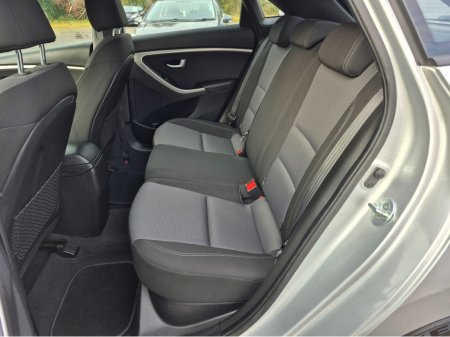 2015 Hyundai i30 1.6 DSL DELUXE 4DR €7,999 thumbnail