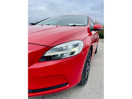 2017 Volvo V40 - thumbnail 5