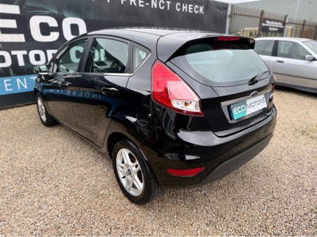 2013 Ford Fiesta - thumbnail 6