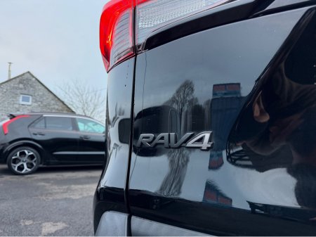 2023 Toyota Rav4 - thumbnail 13