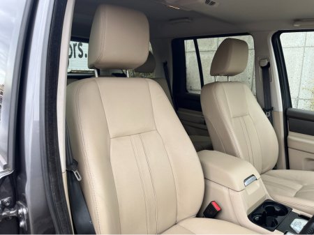 2015 Land Rover Discovery - thumbnail 12