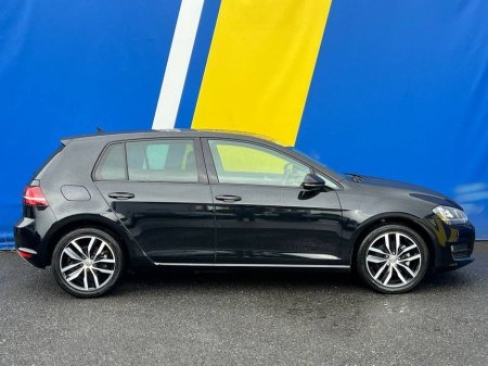 2017 Volkswagen Golf HIGHLINE 1.4 TSI AUTO // REVERSE CAMERA // DIAMOND CUT ALLOYS // DUAL ZONE CLIMATE CONTROL €18,700