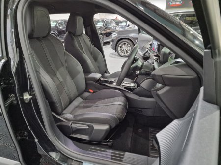 2024 Peugeot 2008 EV GT (50KWH BATTERY) AUTOMATIC **ONE OWNER / TOP SPEC / APPLE CARPLAY / CRUISE CONTROL / HALF LEATHER / KEYLESS ENTRY / REVERSE CAMERA / WIRELESS PHONE CHARGING / PEUGEOT WARRANTY 03|2027** €25,900 thumbnail