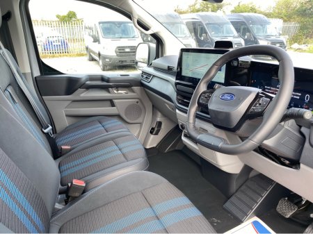 2026 Ford Transit Custom - thumbnail 8