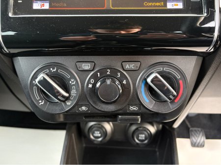 2020 Suzuki Swift 1.0 BOOSTERJET SZ-T 5DR €13,495 thumbnail