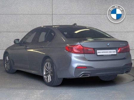 2020 BMW 5 Series - photo 2
