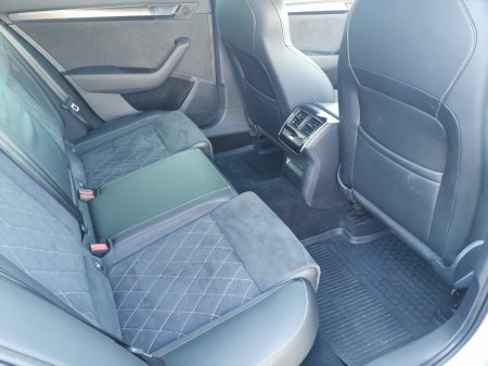 2024 Skoda Superb - thumbnail 13