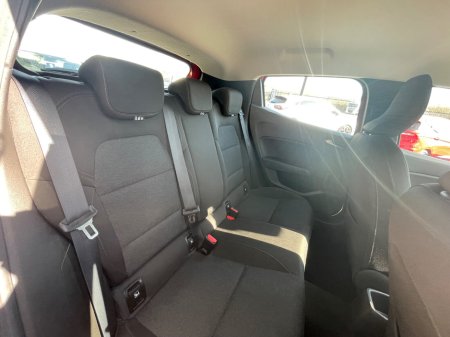 2023 Renault Clio - thumbnail 17