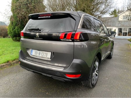 2018 Peugeot 5008 ALLURE 1.6 BLUE HDI 120 4 AUTOMATIC €17,995 thumbnail
