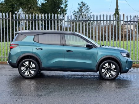 2026 Opel Frontera GS 1.2TURBO 136HP  7 SEATER!!! **TOP SPEC*5 YEARS WARRANTY** €36,150 thumbnail