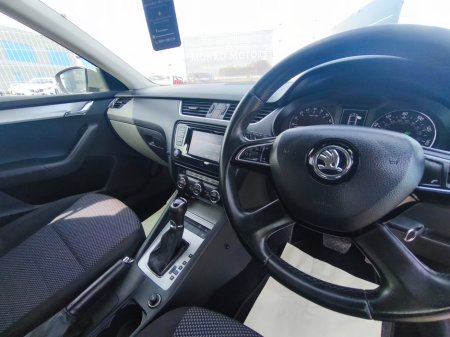 2015 Skoda Octavia - thumbnail 14