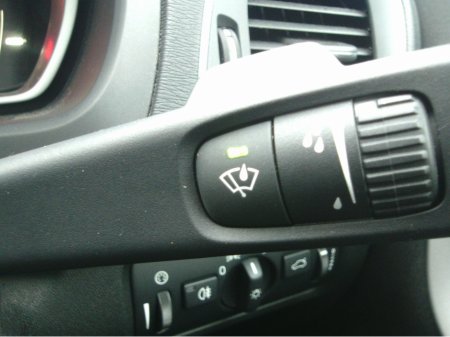 2015 Volvo V40 1.6 D2 SE ** FSH (Volvo ) ** 1 Owner  ** €11,745 thumbnail