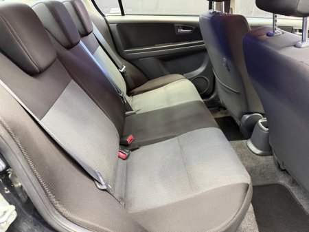 2010 Suzuki SX4 - thumbnail 15