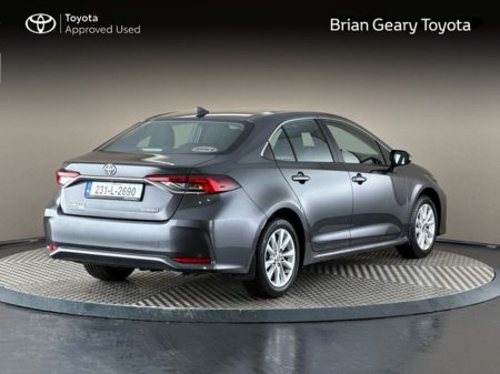 2023 Toyota Corolla HYBRID LUNA SALOON €27,950 thumbnail