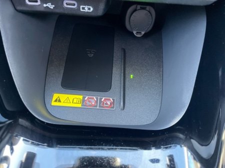 2025 Toyota Yaris - thumbnail 13