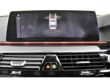 2018 BMW 5 Series - thumbnail 17