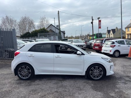 2017 Kia Rio - thumbnail 5