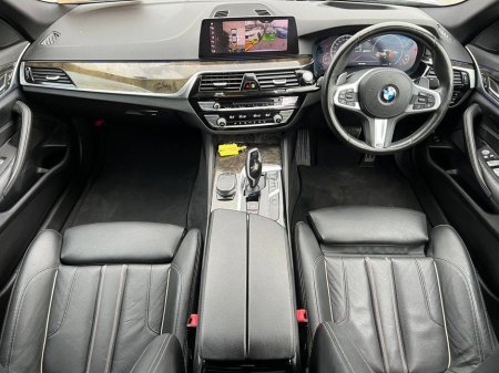2020 BMW 5 Series - thumbnail 10