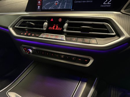 2022 BMW X5 xDrive45e M Sport €52,900 thumbnail