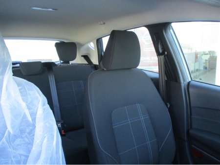 2019 Ford Fiesta - thumbnail 16