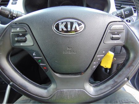 2014 Kia Ceed CEE'D 1.4 VR-7 98BHP 5DR €7,950 thumbnail